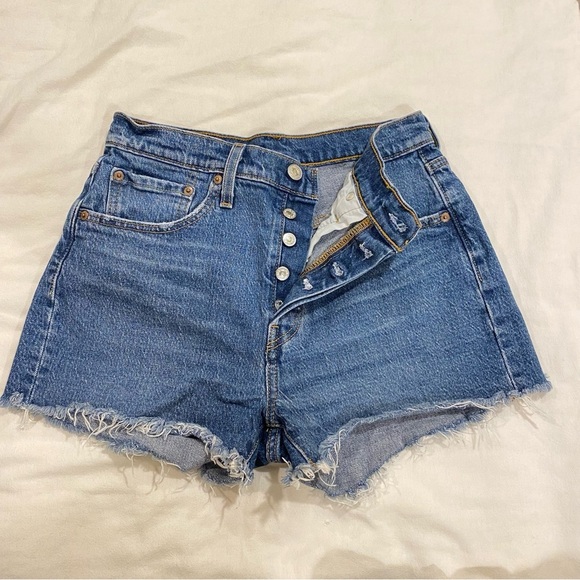 Levi’s 501 Button Fly Distressed High Rise Denim - Picture 1 of 7